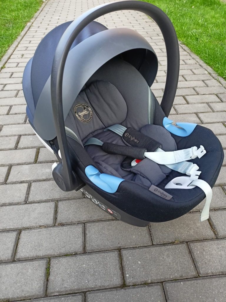 Fotelik nosidełko dla niemowląt Cybex Aton M z bazą