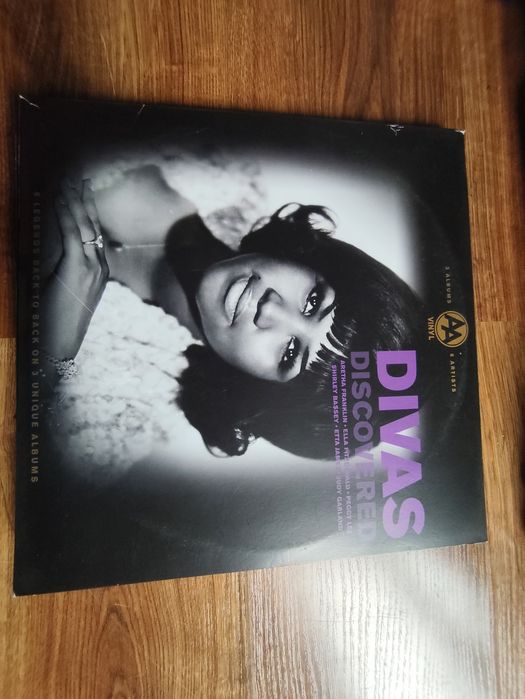 Divas Discovered vinyl