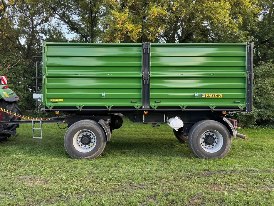 Zaslaw Przyczepa D 737AA14XL  Pierwszy właściciel, stan idealny
