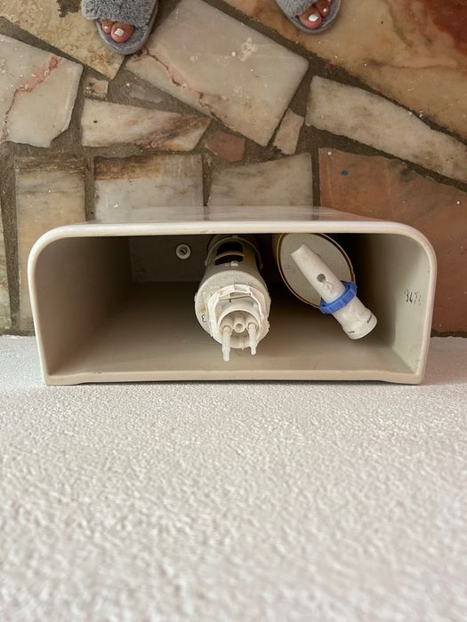 Vaso sanitário usado com caixa acoplada