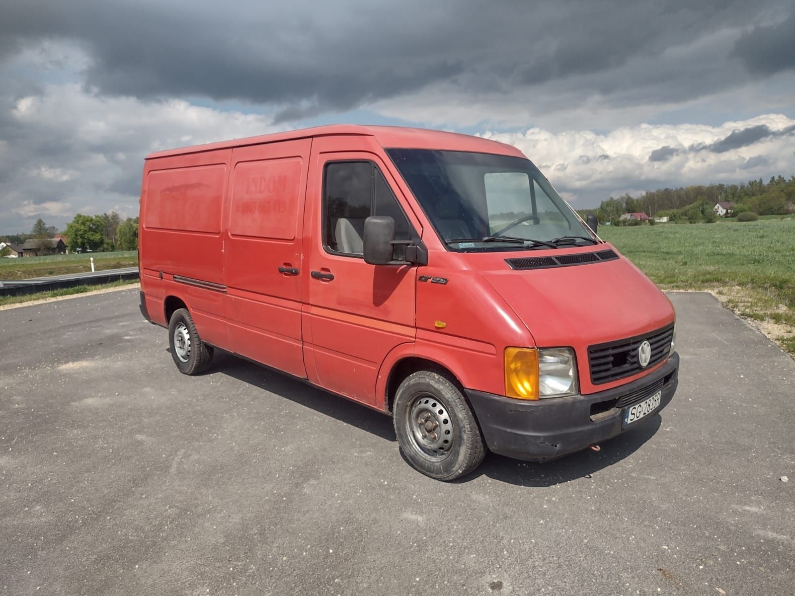 VW LT 28 2.5 SDI hak zdrowa blacha LT 35 maxi