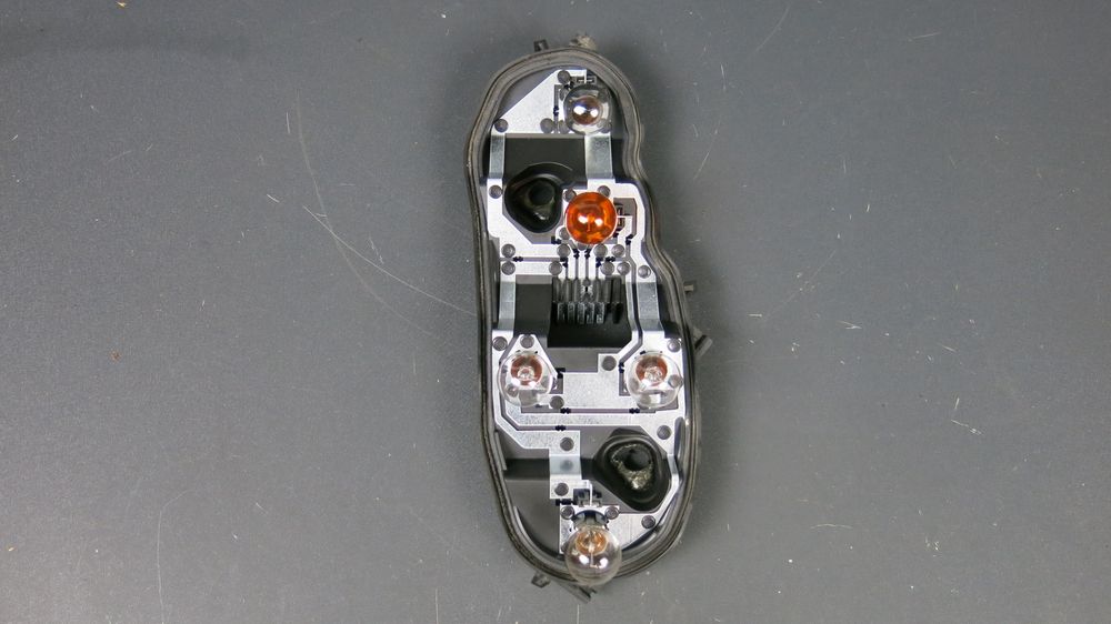 Opel Corda D wkład lampy tył tylnej prawej