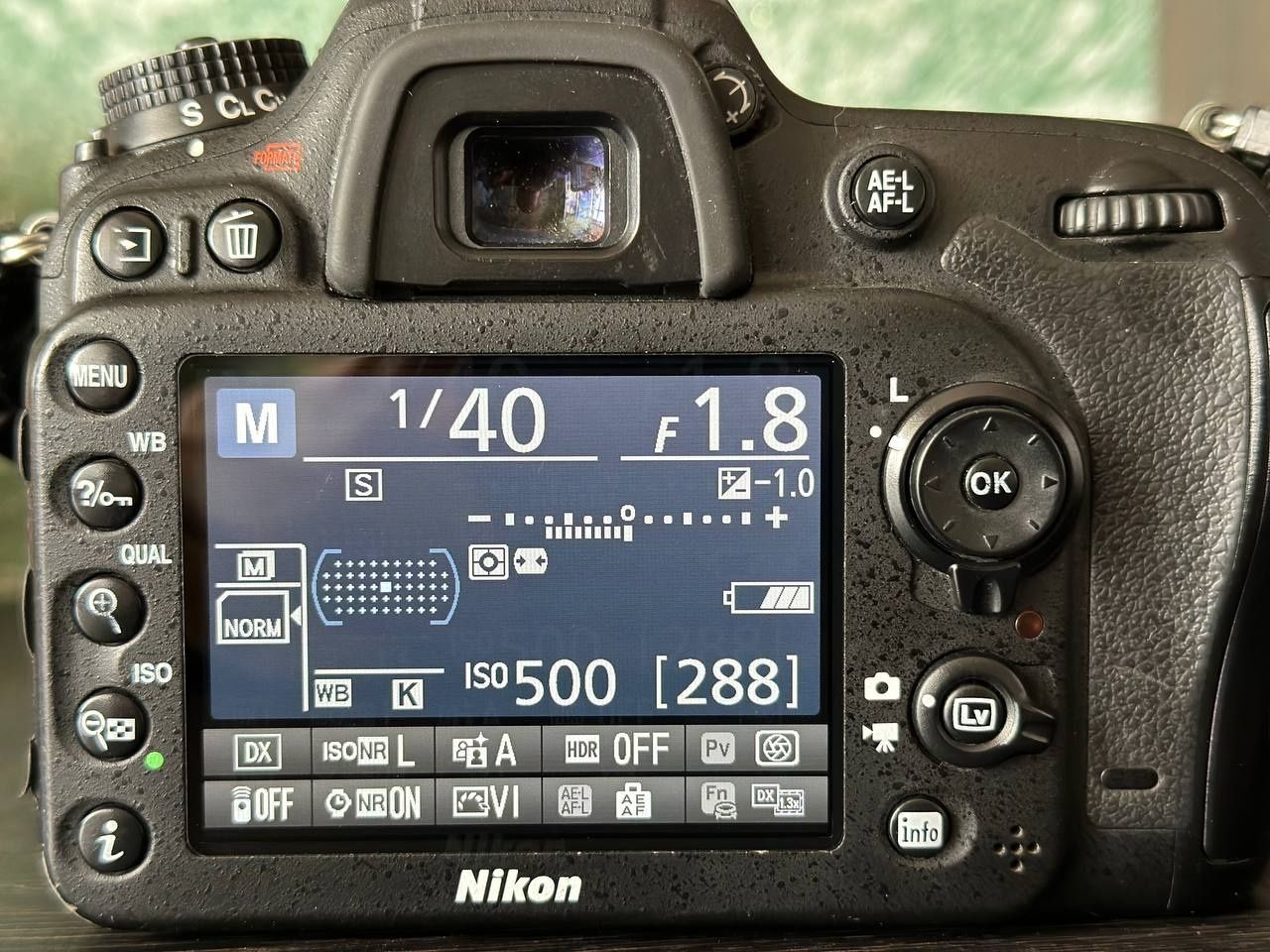 Nikon D7100 професійний фотоапарат