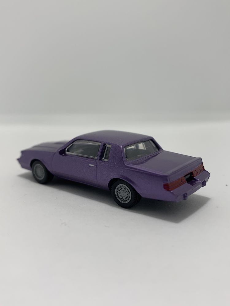 Buick Grand Prix da Herpa escala H0 1/87