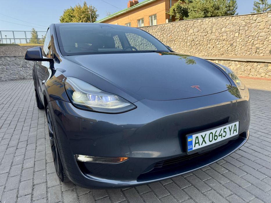 Tesla Y Performence