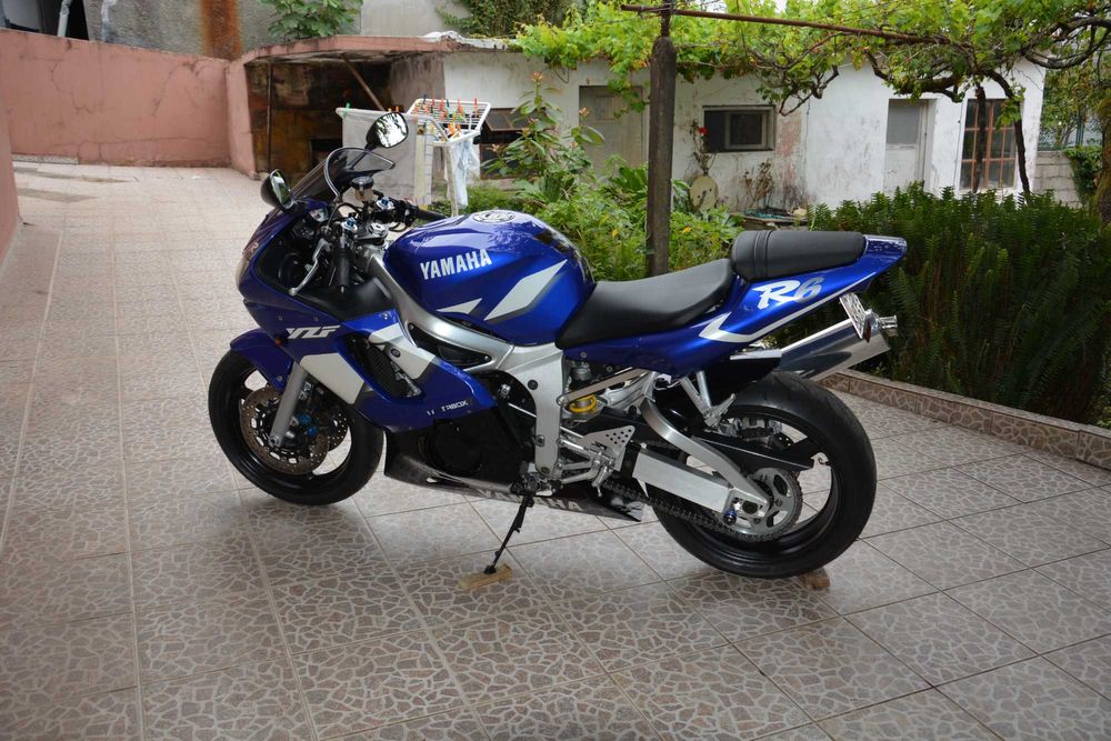 YAMAHA R6 2001 em excelente estado