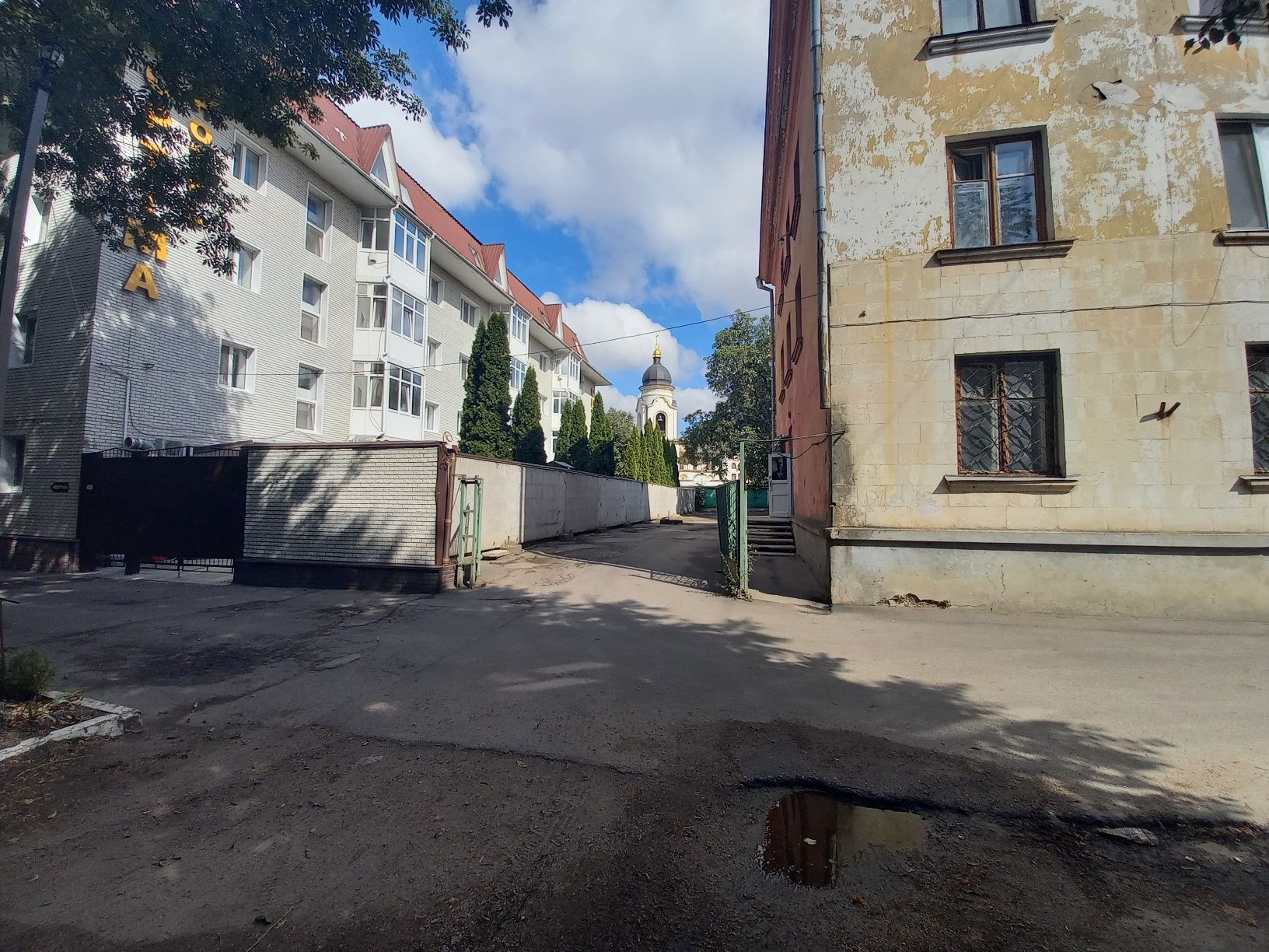 Продам 2х квартиру.Центр.