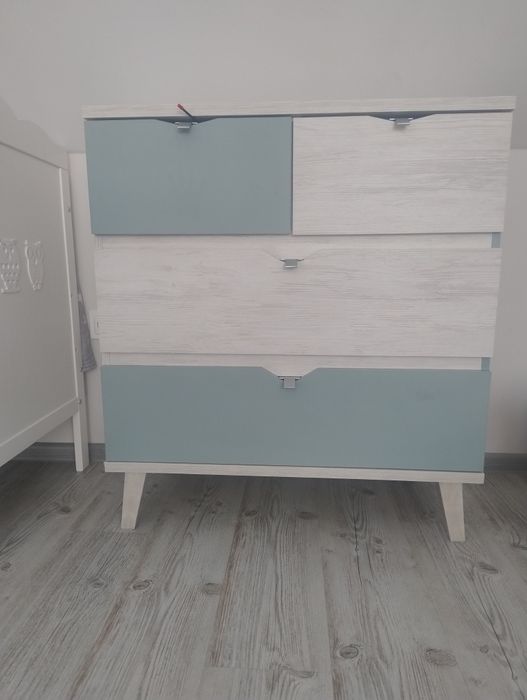 Komoda jak nowa!!
