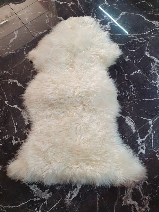 Меховой коврик овечка