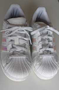 Adidas Superstar