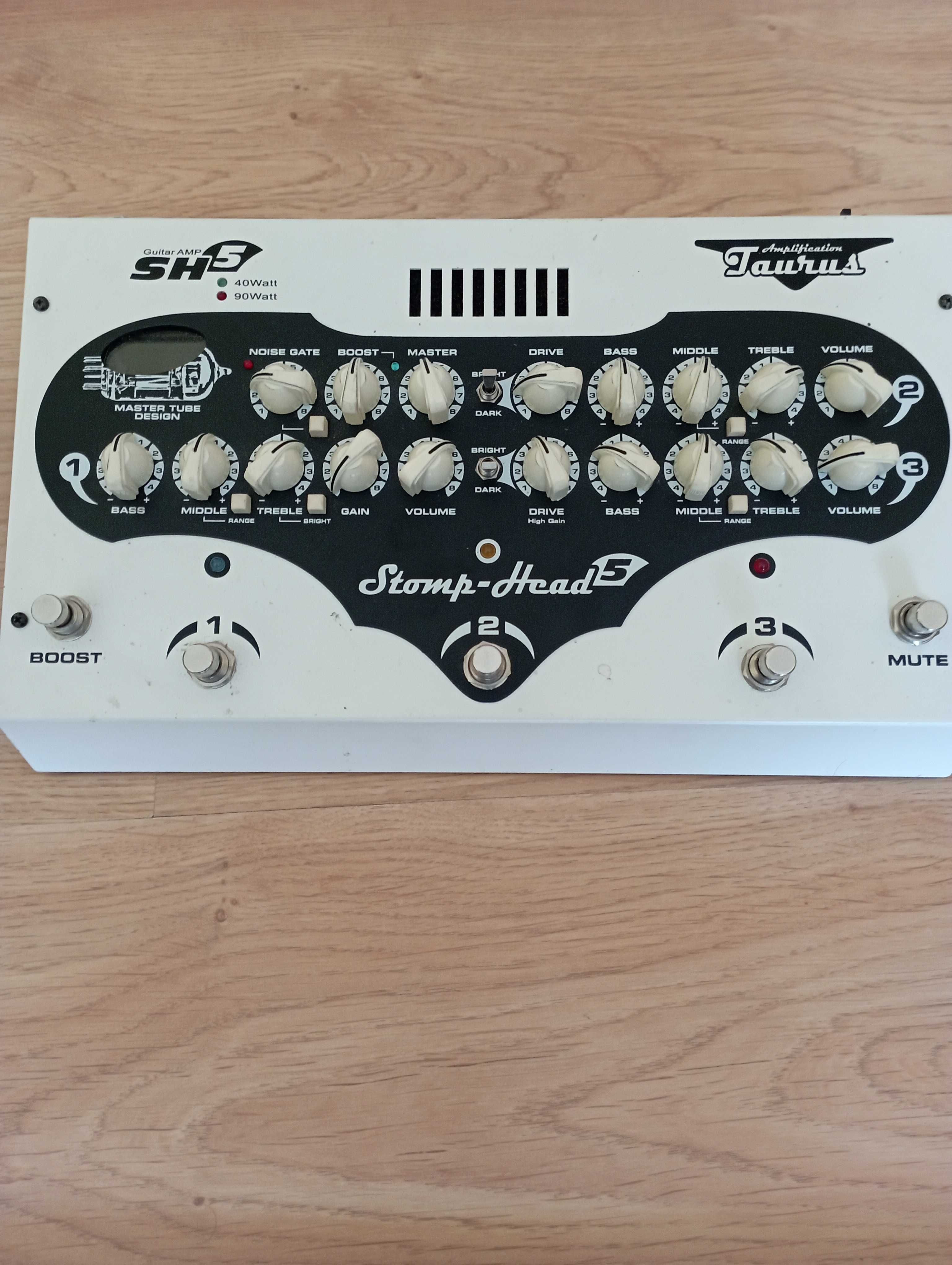 Taurus SH5, wzmacniacz gitarowy 90W