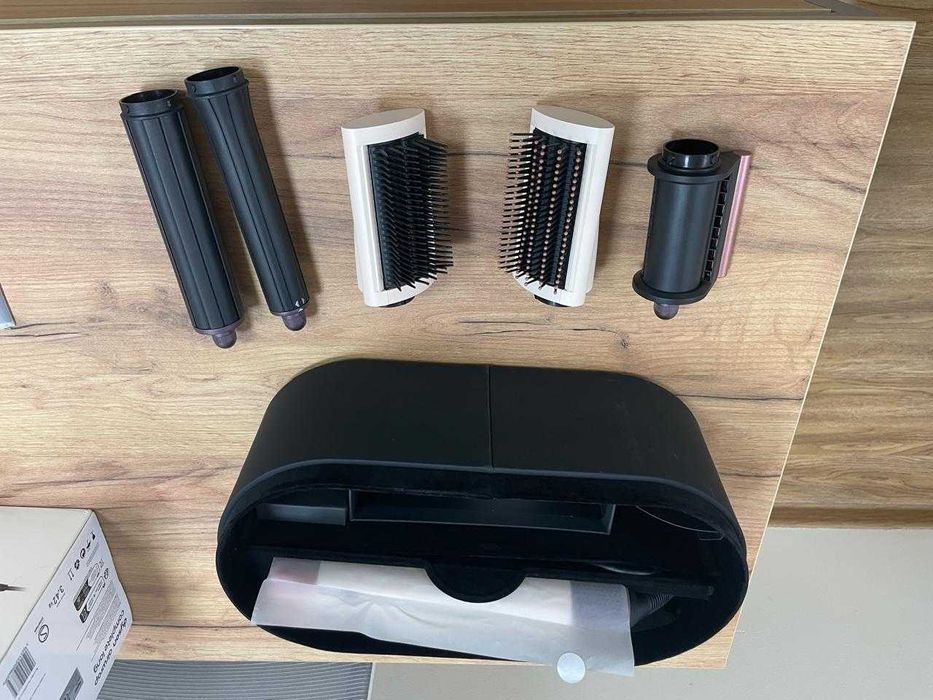 Dyson Стайлер Новый