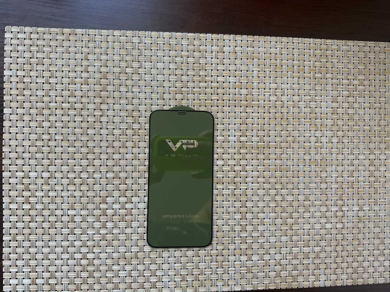 Захисне скло на Iphone 12 pro max