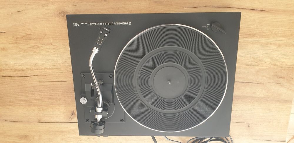 Gramofon Pioneer PL-512X