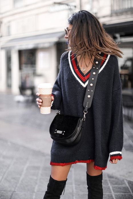 Светр Zara темно синій з рваностями кардиган.