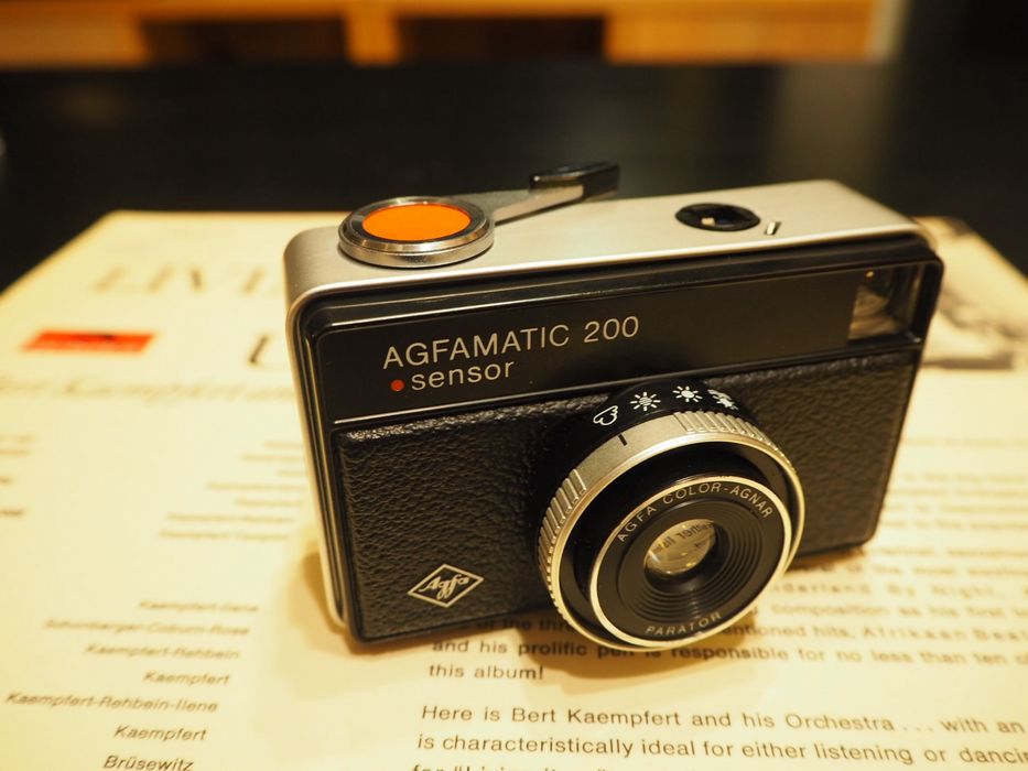 Aparat analogowy AGFA Agfamatic 200 - doskonały stan