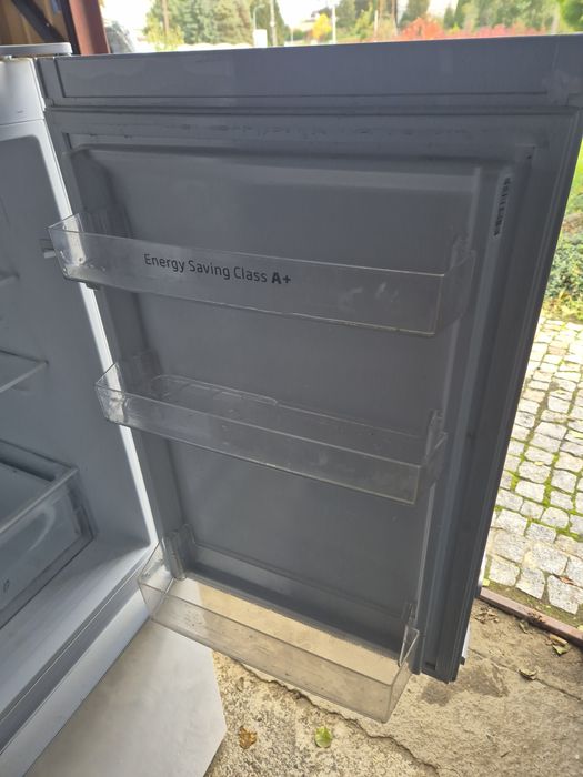 Lodówka z zamrażarką A+ Amica w pełni sprawna 150cm