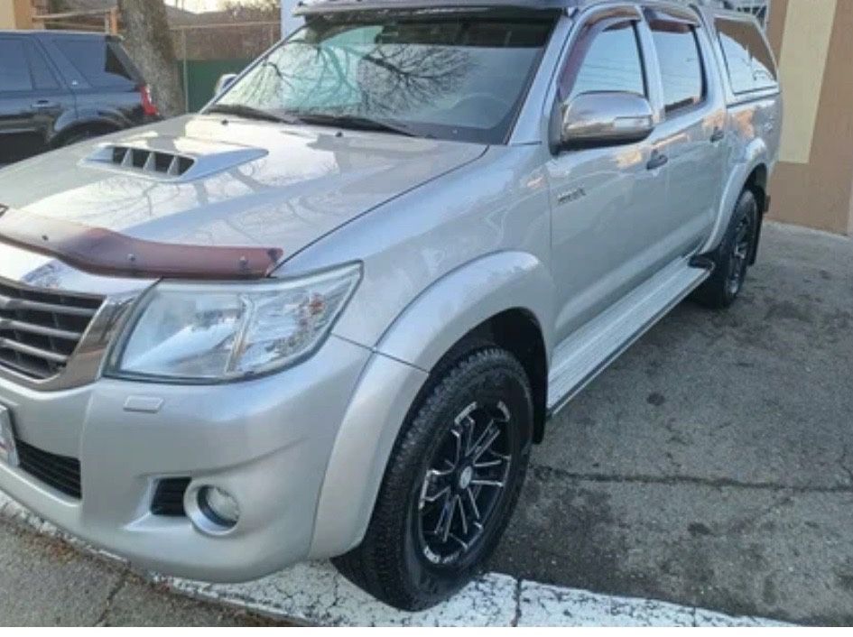 Разборка запчасти toyota hilux 7. 2004-2014