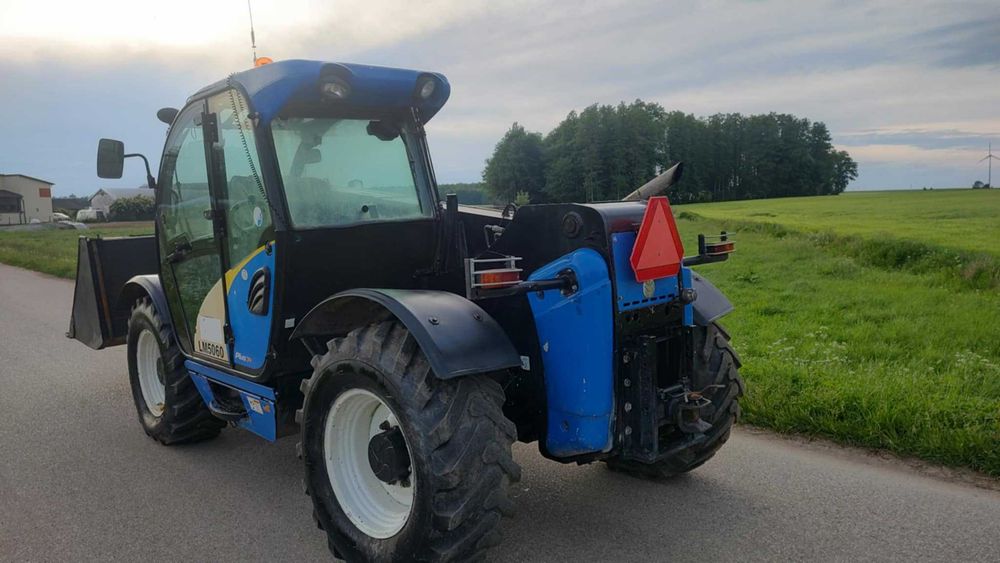 Ładowarka teleskopowa New Holland LM 5060
