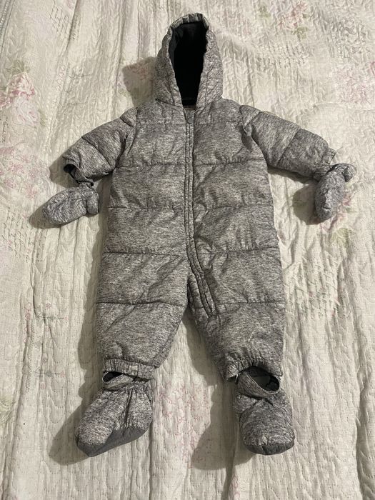 Зимовий комбінезон Gap, 6-12м