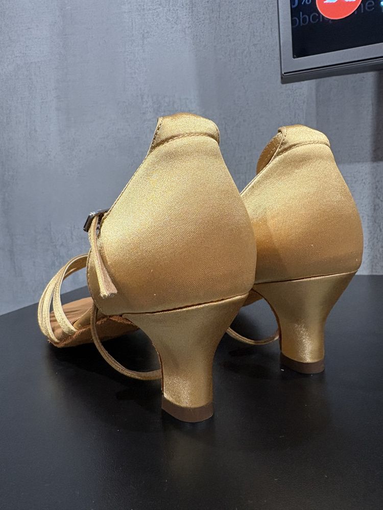 Buty do tańca r. 39