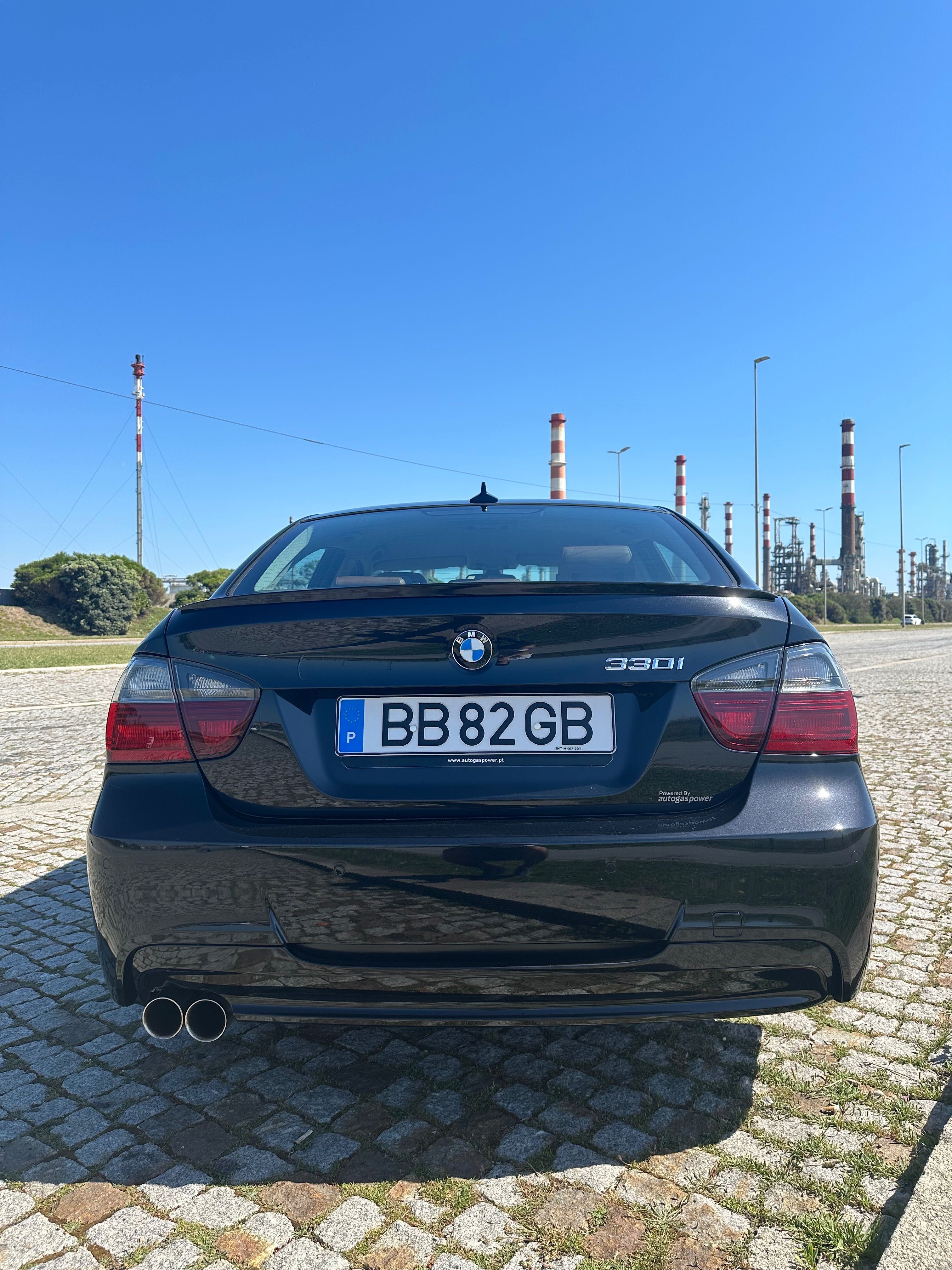 BMW 330i GPL, 258cv