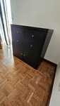 Movel Kaalax 77x77 cm com 4 gavetas e 2 portas preto
