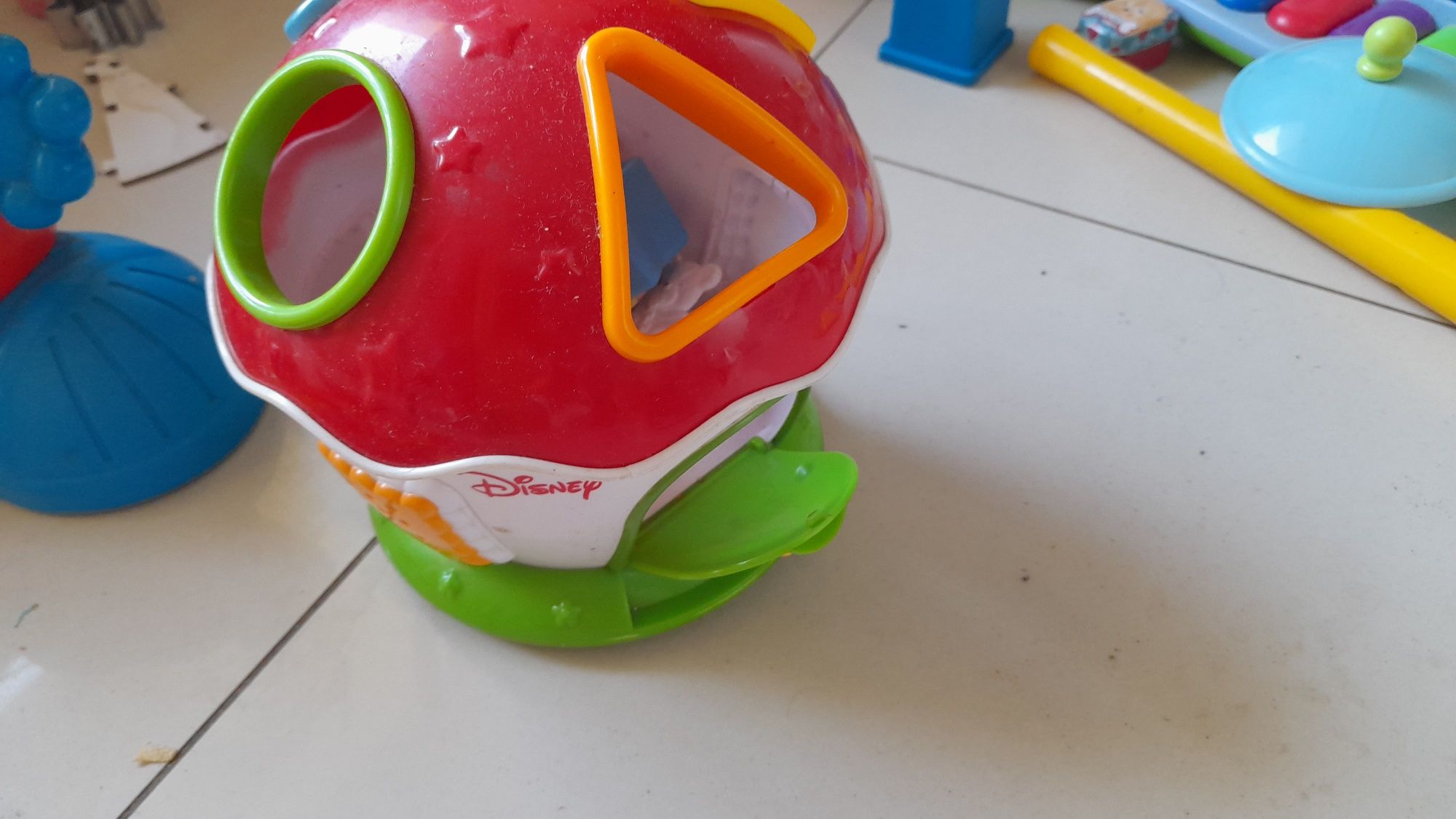 Brinquedos bebé/ criança