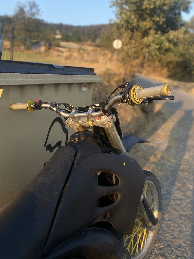 Troco/vendo susuki rm125 2T