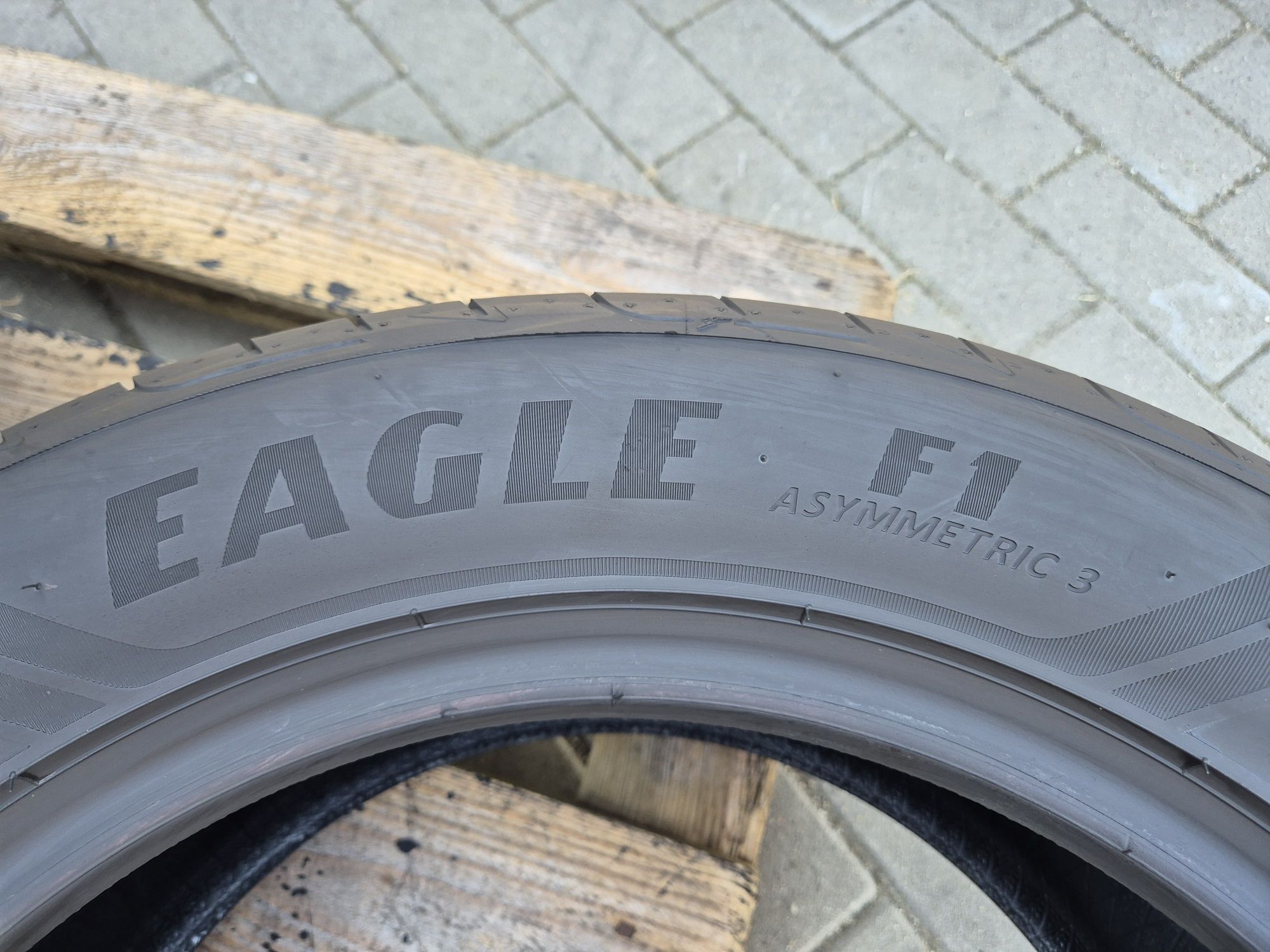 235/55/17 103V Extra load Goodyear Eagle F1 asymmetric 3  6,5mm
