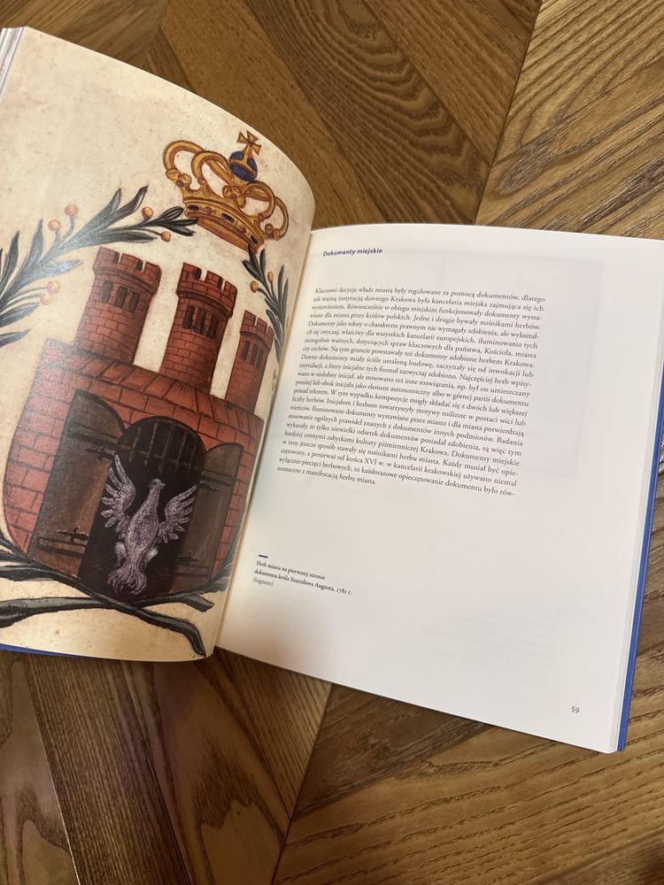 Książka “650 lat herbu miasta Krakowa
