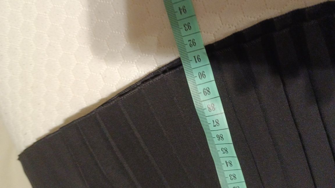 Sukienka koronka i plisy rozm 40 L