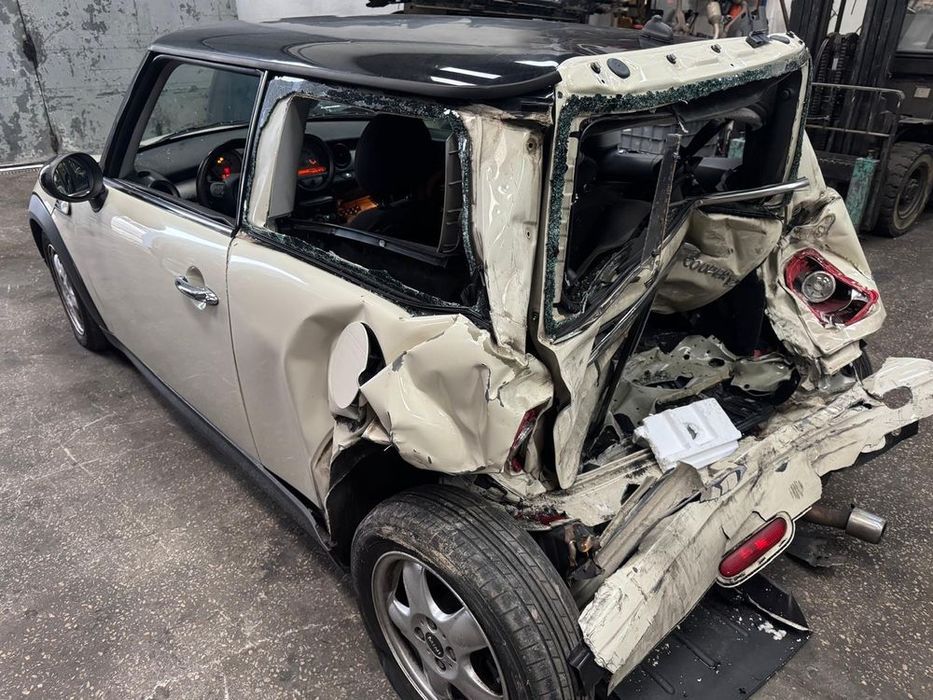 MINI II COOPER D para Peças