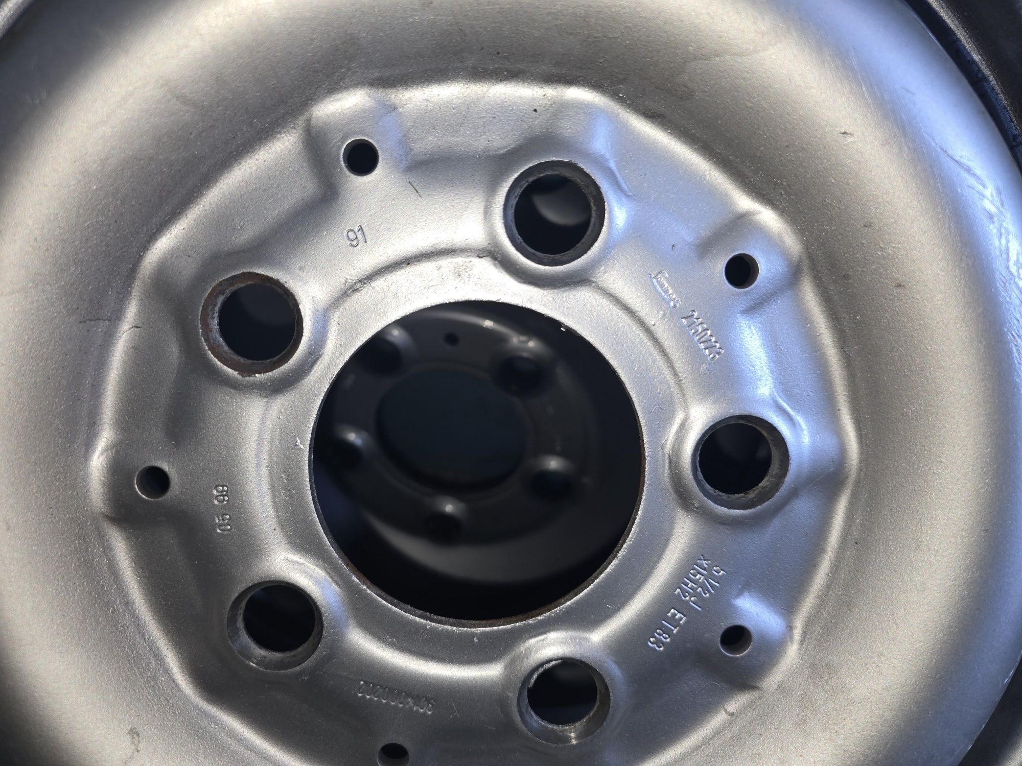 Jantes 15x5,5 / Pneus 195/70 R15