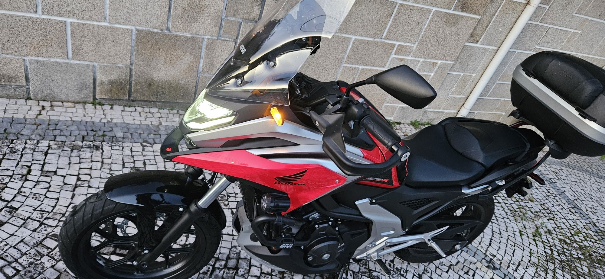 Honda nc 750 x dct