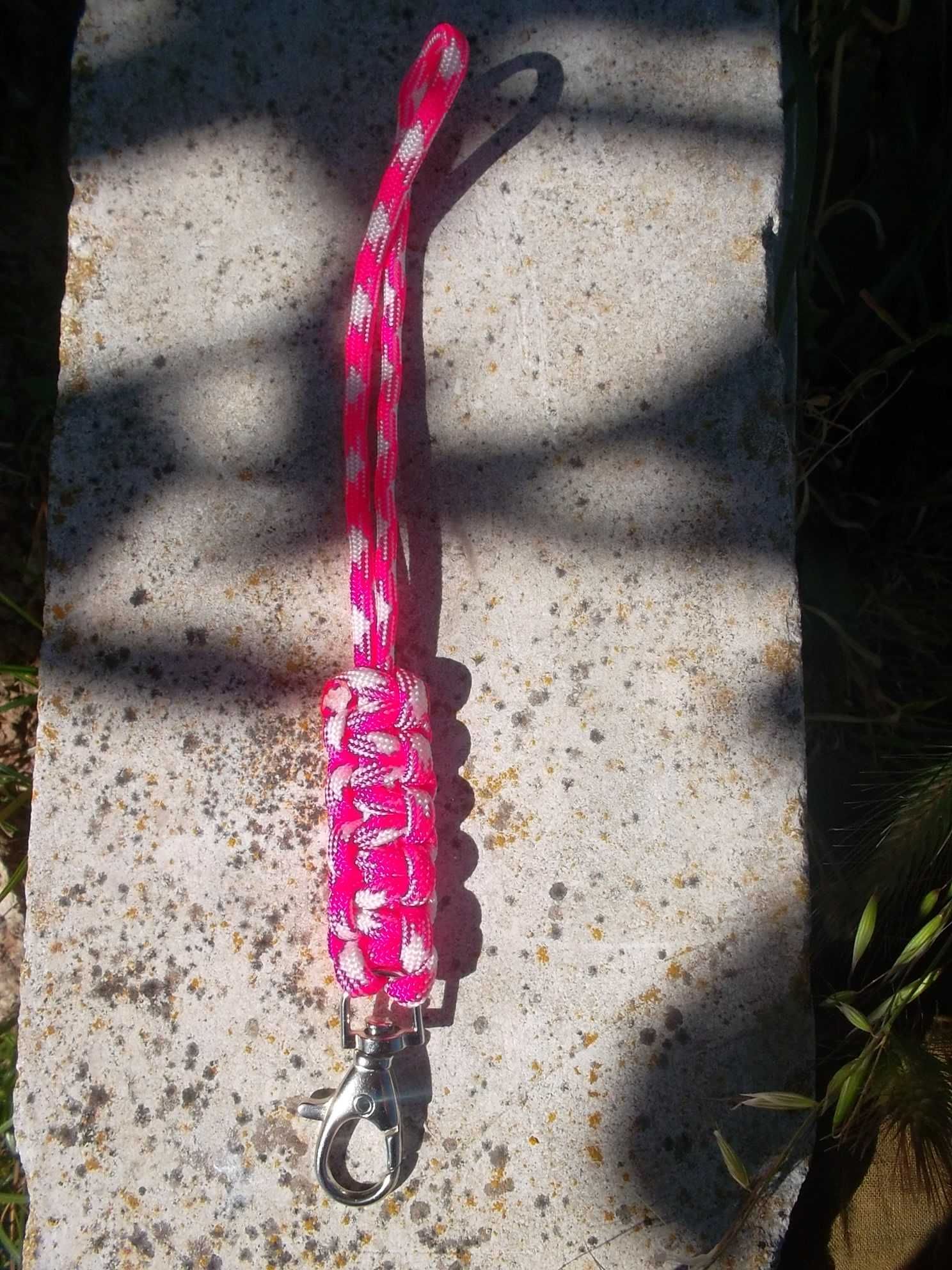 Fita de mão em Paracord