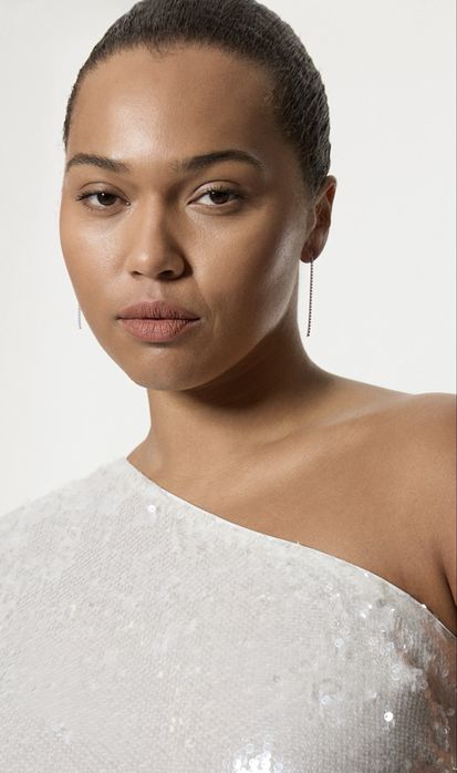 Плаття жіноче може бути для вагітних нарядне