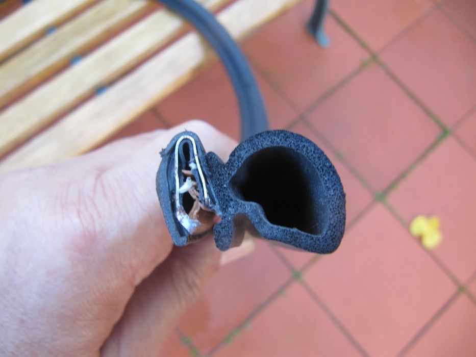 Borracha guarda Vento nova