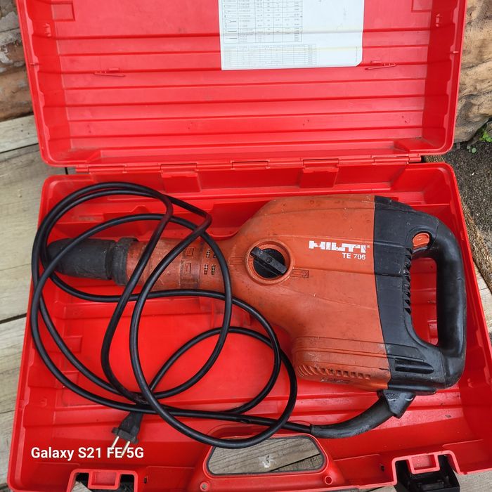 Відбійний молоток HILTI TE 706