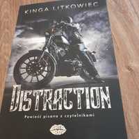 Kinga Litkowiec  - Distraction