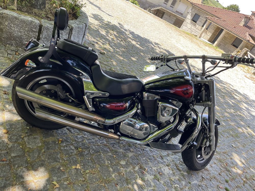 Suzuki Intruder 1500 LC