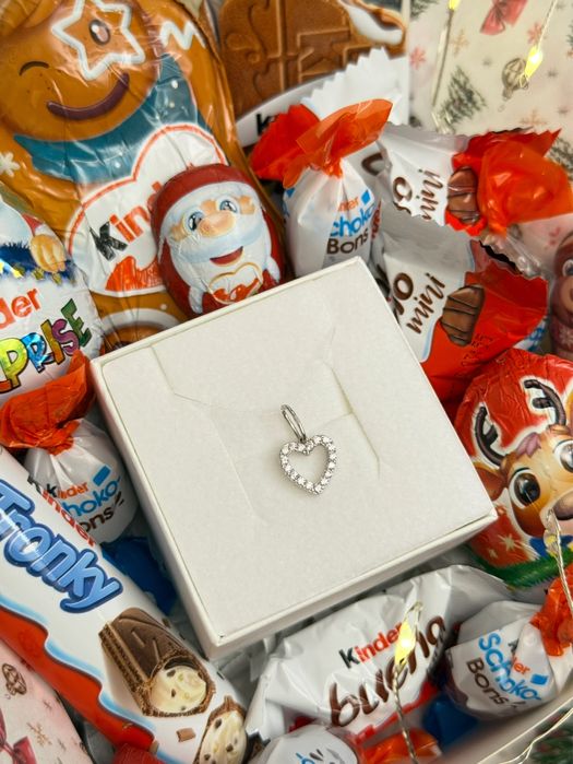 Подарунок. Подарункові Бокси. Подарунок дівчині. Новорічний подарунок