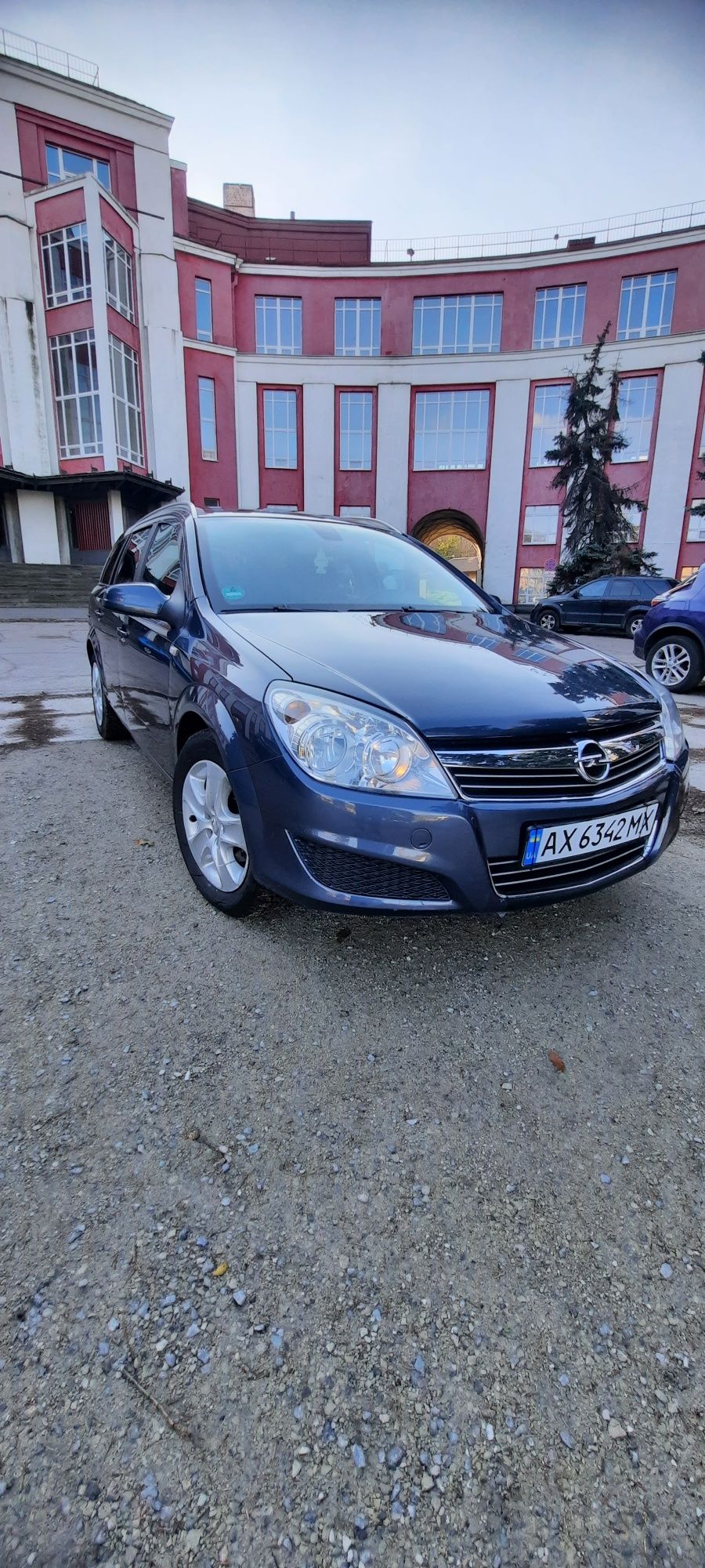 Продам Opel Astra H