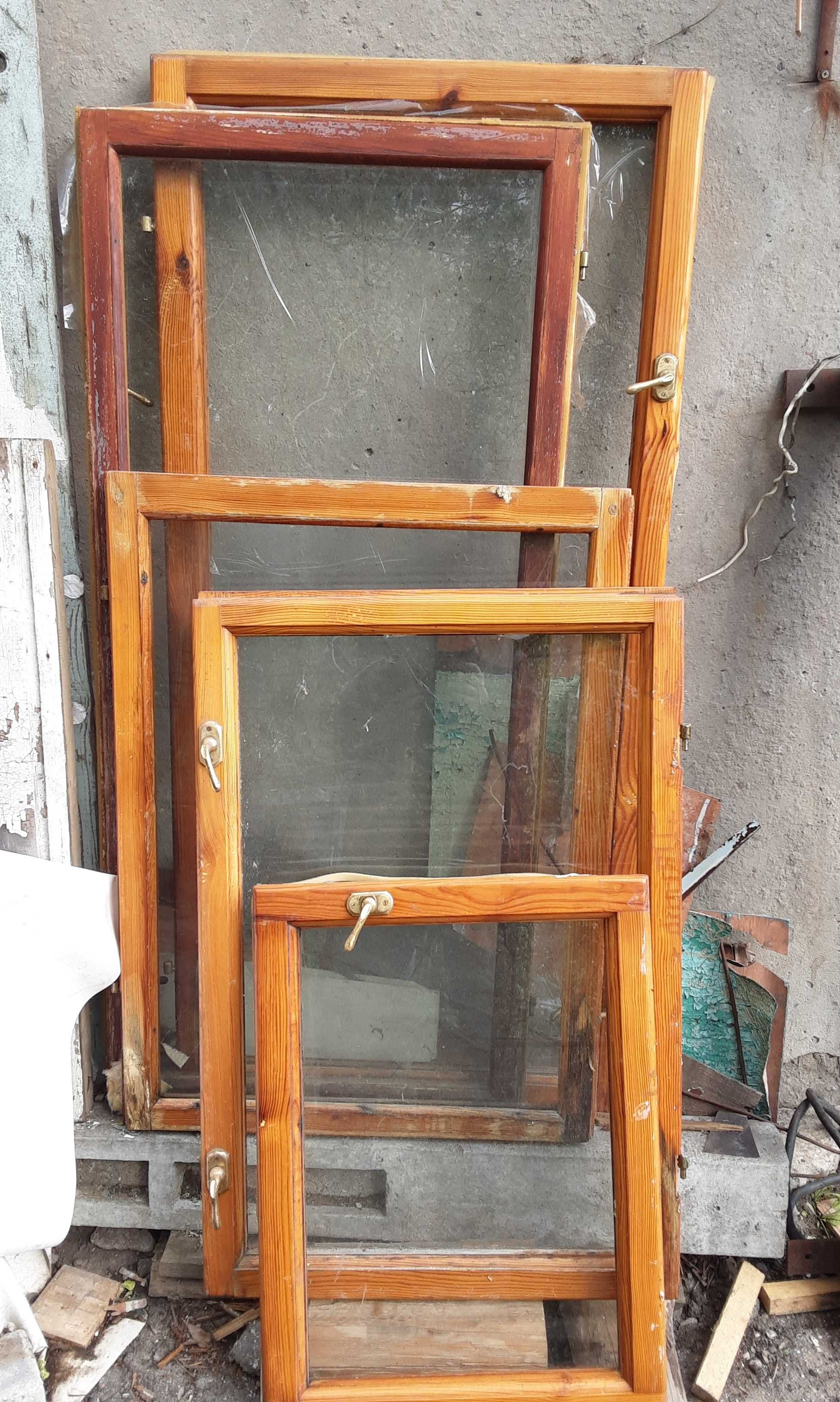 Продам оконные створки