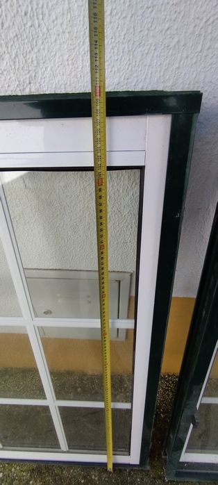 Janelas em alumínio com vidro duplo