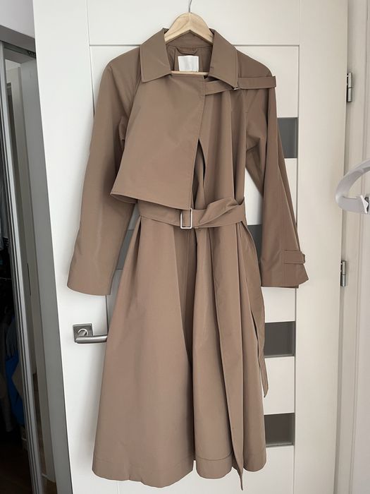 Długi trencz z paskiem H&M r.XS w kolorze bezowym
