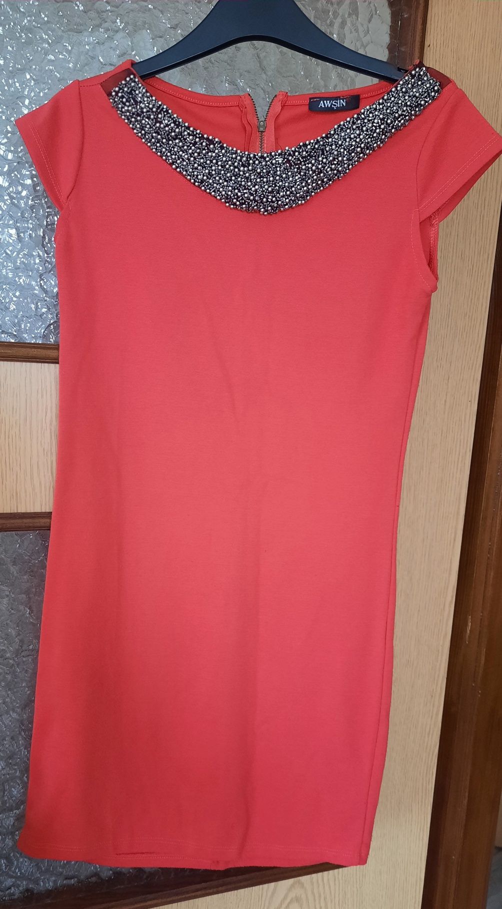 Sukienka mini czerwona S 36