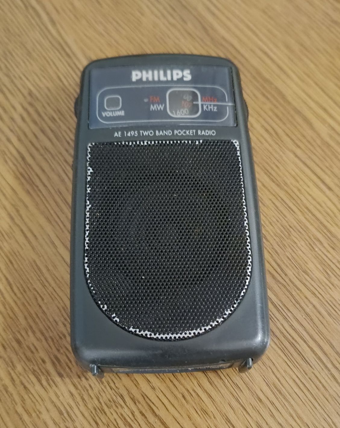 Радио PHILIPS 1985 года