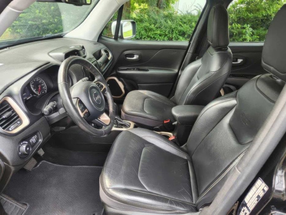 Jeep Renegade Limited      2016