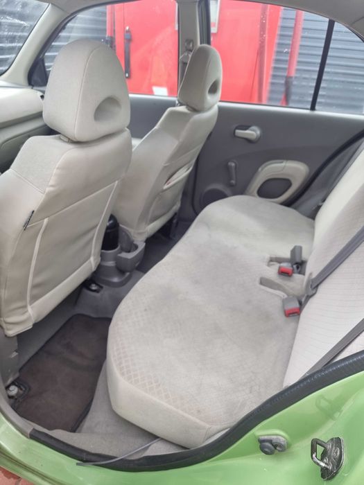 Nissan Micra ( Żaba)